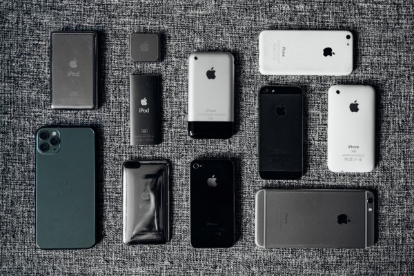 Apple Asks Suppliers to Assemble 'Roughly' 220 Million iPhones in 2022
